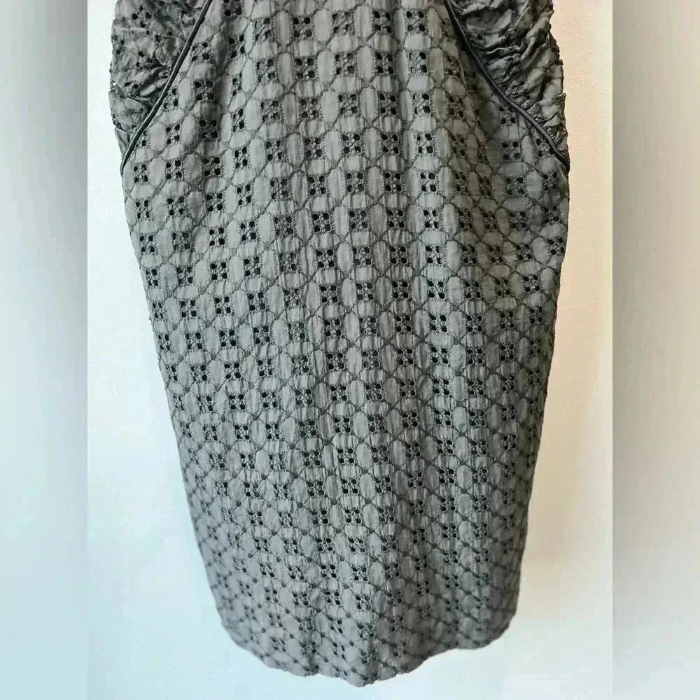 black cocktail Hollywood glam eyelet 60’s wiggle dress- medium - Picture 7 of 10